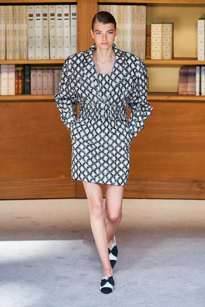 Look 20